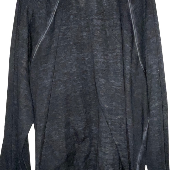 Est 1946 super soft gray long line blouse, size 26/28 - Picture 5 of 14